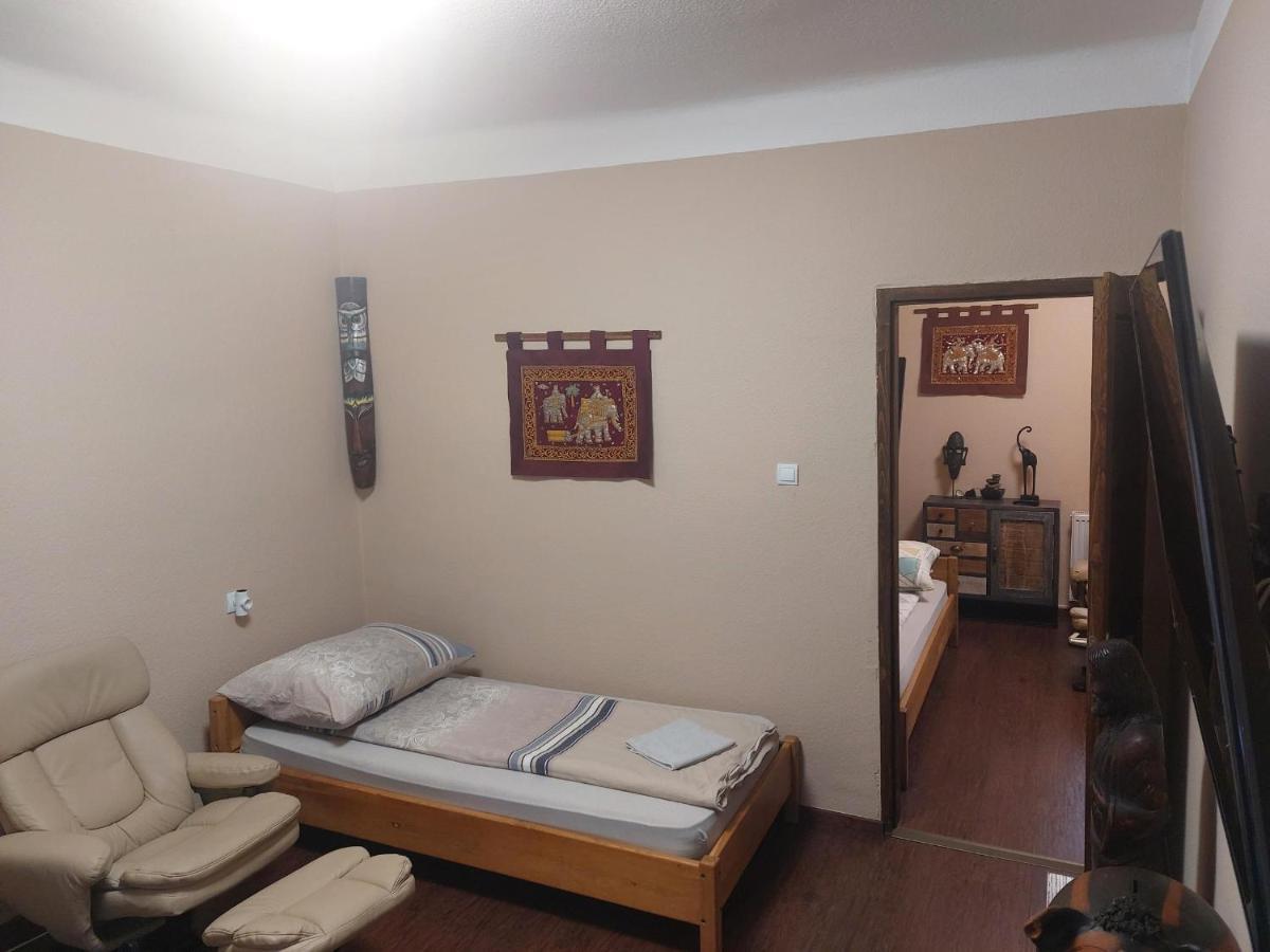 Feher Galamb Apartman Gyál エクステリア 写真